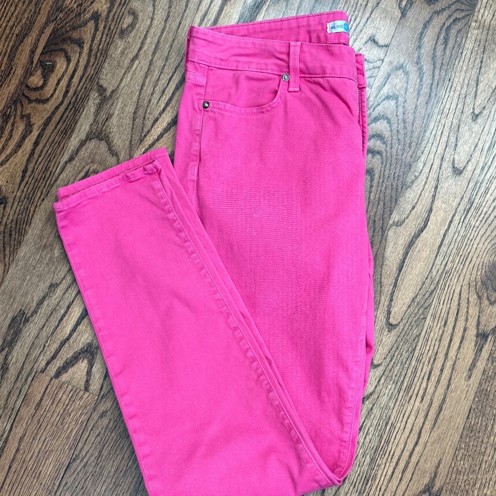 Hot Pink Cotton Slim Straight Leg  Jeans Ankle Length  Size 10.